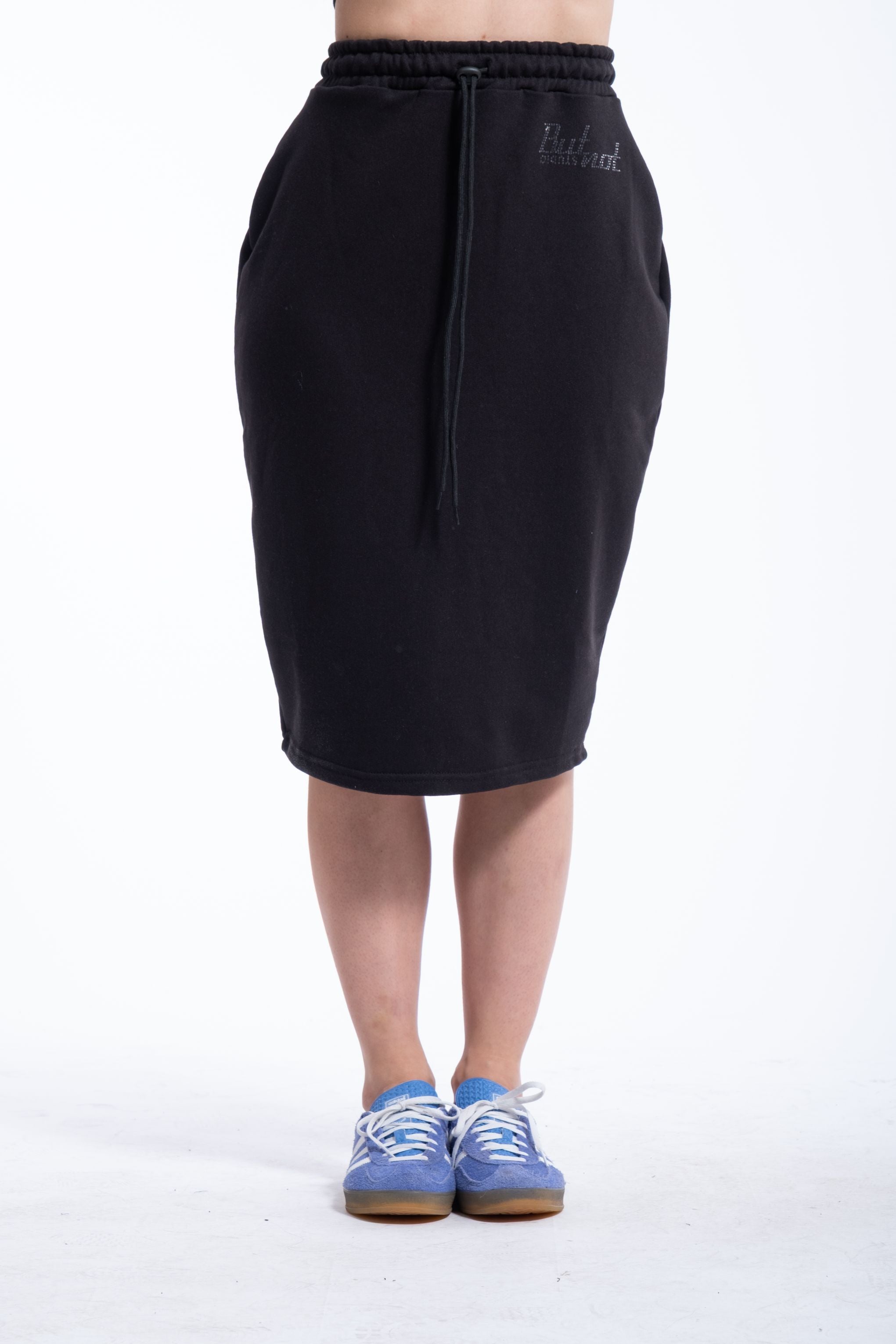 GONNA BUT NOT STUDIO