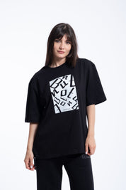 T-SHIRT BUT NOT STUDIO